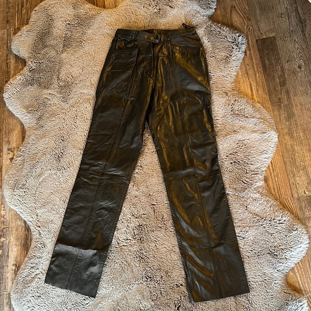 Vintage woman’s leather pants with nylon lining 33” inseam 29” waist
